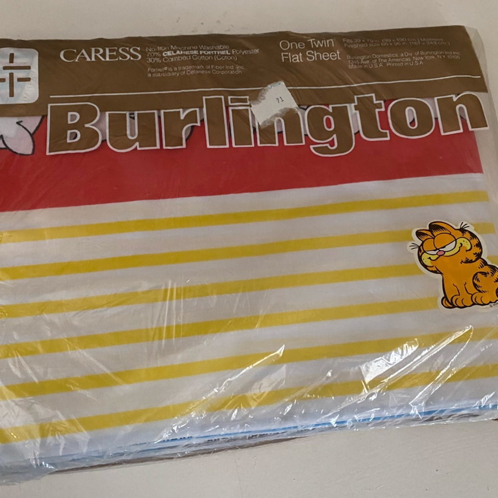 NIP Vintage Twin Flat Sheet Garfield The Cat Burlington Caress